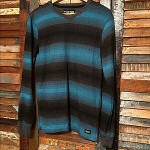 Zoo York Teal Blue and Black Striped Pullover Skater Boy skate park ready
